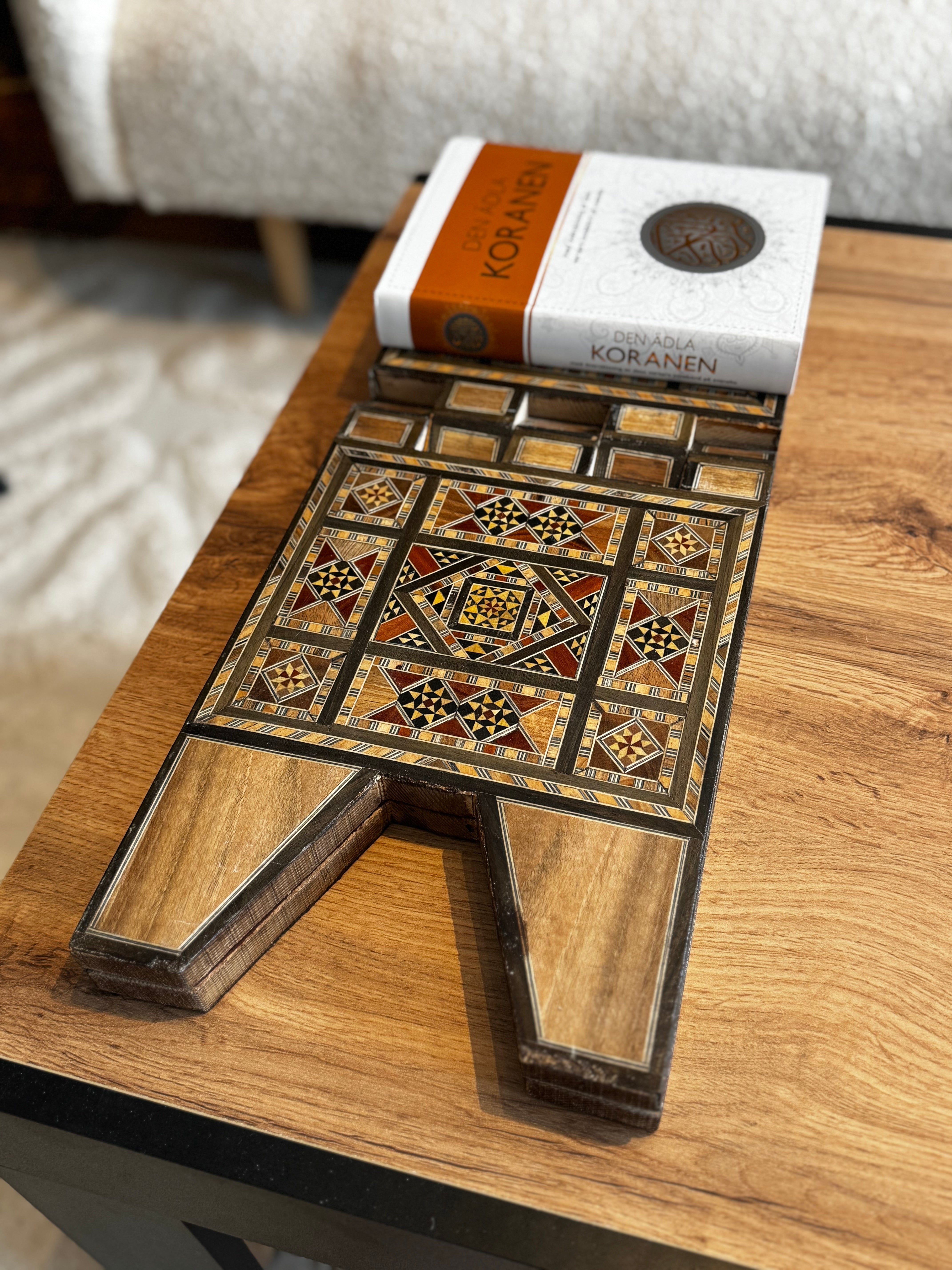 Qu'ran Ställning Mozayek
