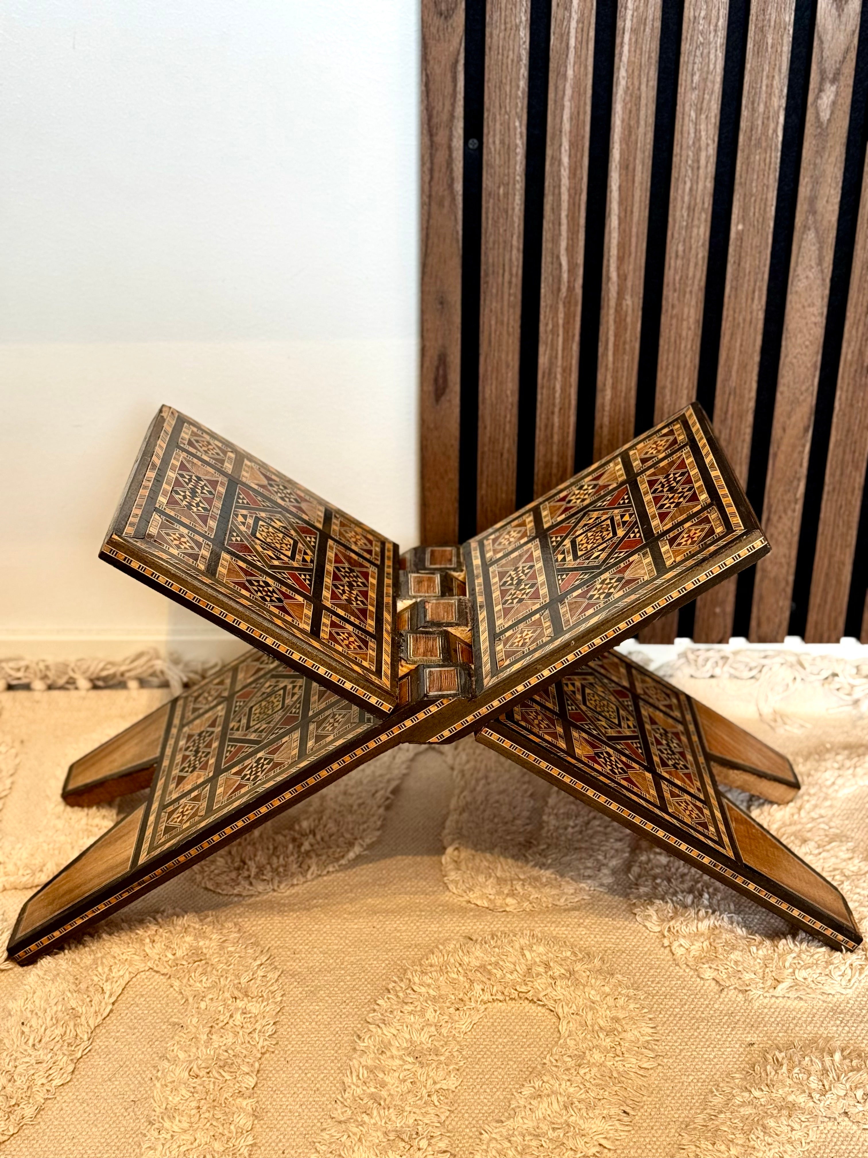 Qu'ran Ställning Mozayek