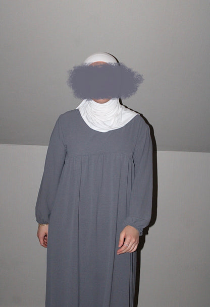 Grått